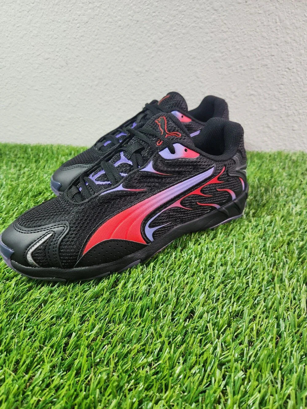 Puma Inhale Men's Size 8 Black/Red Sneakers Women’s Size 9.5